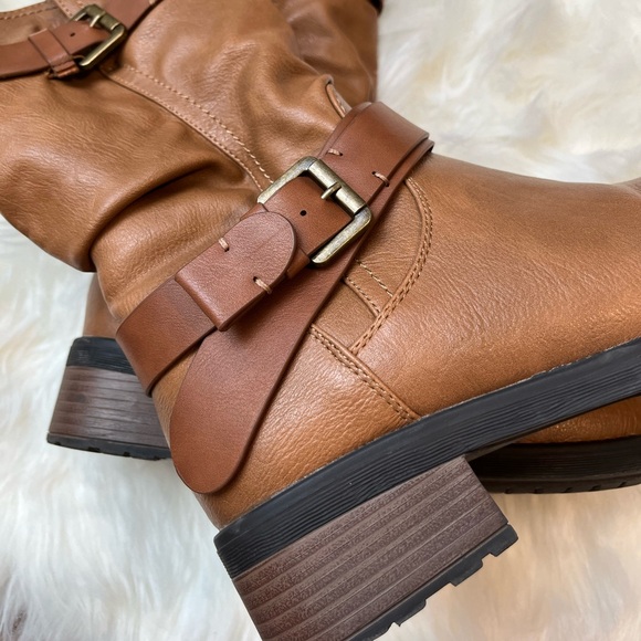 Dream Pairs winter boots!!! - Picture 3 of 6